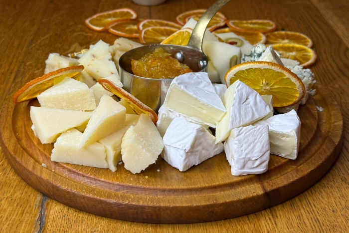 Platou branzeturi