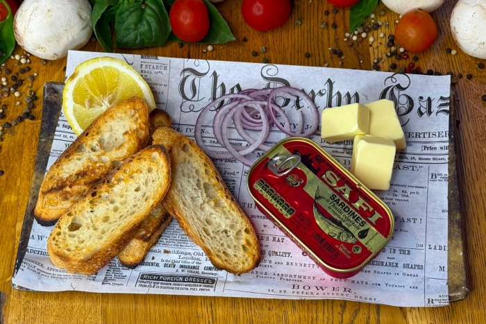 Sardine pe ziar